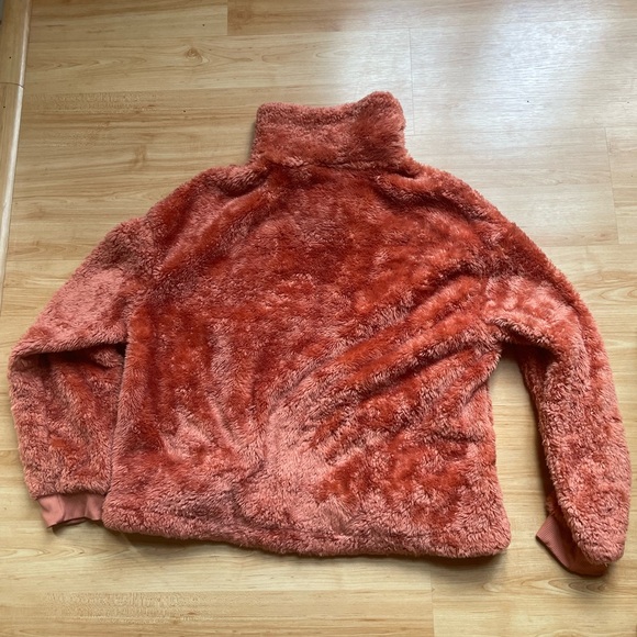JoyLab fuzzy jacket - Picture 2 of 9